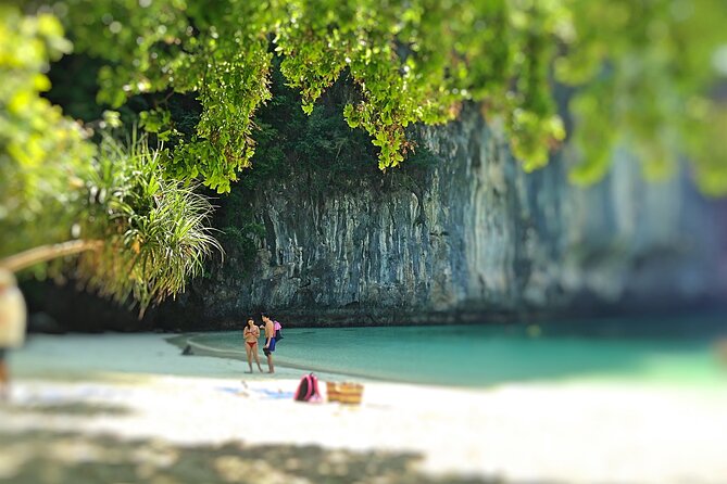Koh Hong Private Tour from Krabi by Speedboat - Stop 4: Koh Nok (1 Hour) With a Viewpoint Choice
