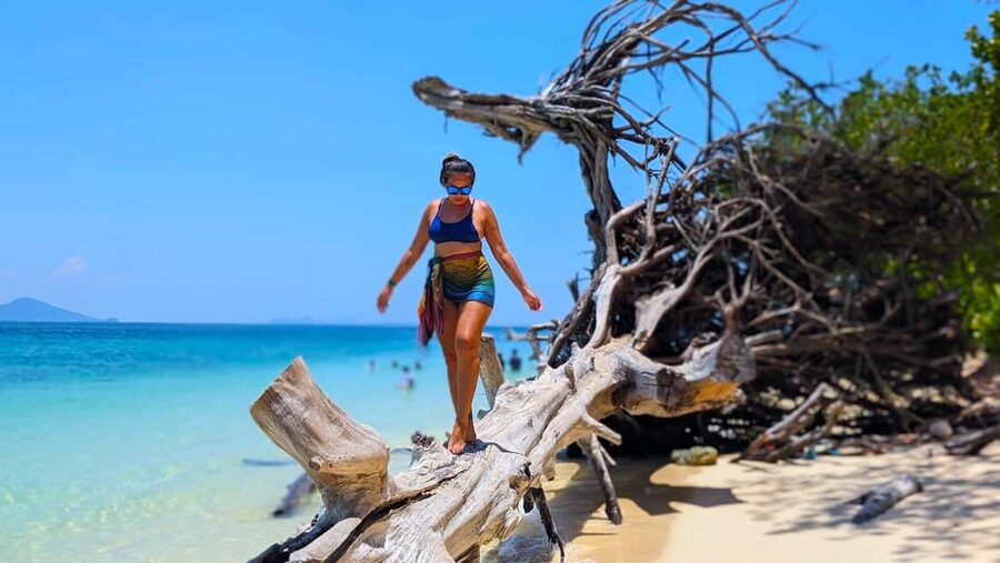 Koh Lanta: 4 Islands, Emerald Cave & Koh Kradan by Speedboat - Koh Kradan: The Famous Beach Break (and Lunch on the Sand)