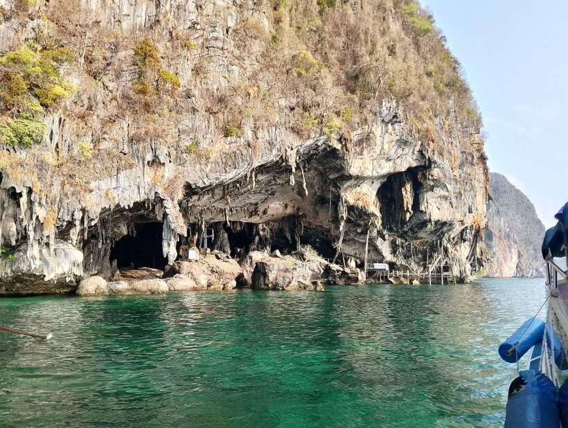 Koh Lanta: Tin's Speedboat Odyssey to Bamboo Island & Beyond - Monkey Beach / Monkey Bay: Short, Tide-Dependent, Mostly Boat Viewing