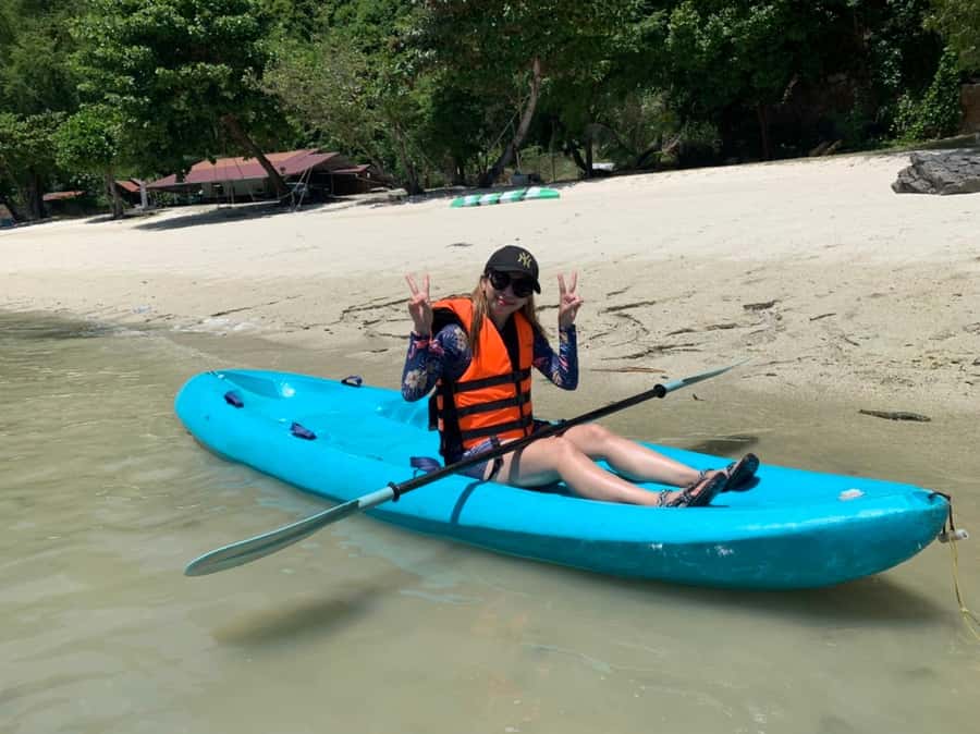 Koh Samui: Angthong Marine Park Speedboat Tour with Kayaking - Koh Mae Ko and the Emerald Lake panorama hike