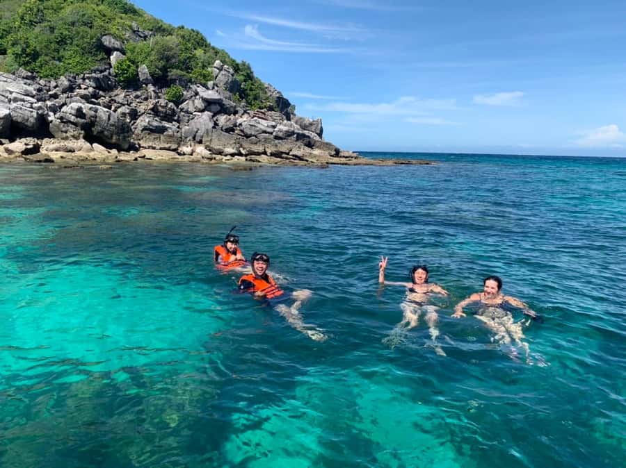 Koh Samui: Angthong Marine Park Speedboat Tour with Kayaking - Sea kayaking in caves and lagoons: what to expect