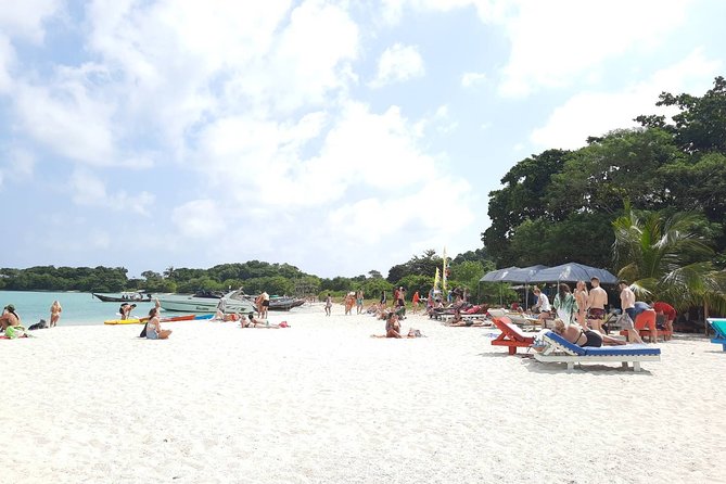 Koh Samui Islands Snorkeling Trip By Speedboat - Koh Tan snorkeling: giant clams and reef etiquette