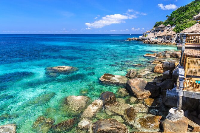 Koh Tao and Koh Nang Yuan by Speedboat - Koh Nang Yuan: The 150-Meter Viewpoint and the Sandbar Moment