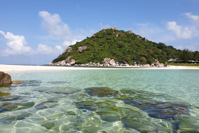 Koh Tao & Koh Nangyuan Snorkeling Trip By Speedboat From Koh Phangan - Hin Wong Bay: Secluded Snorkel Time With a Tiny Bar Stop