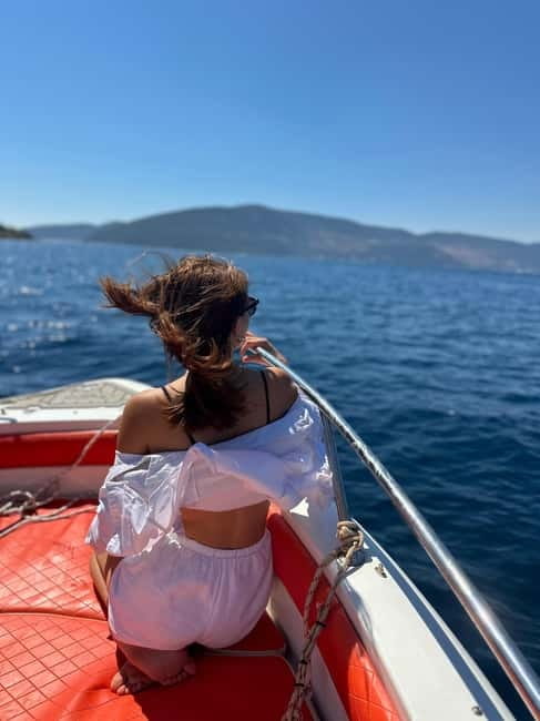 Kotor: Blue Cave and Gulf tour by speedboat - Blue Cave swim time: the part you’ll remember