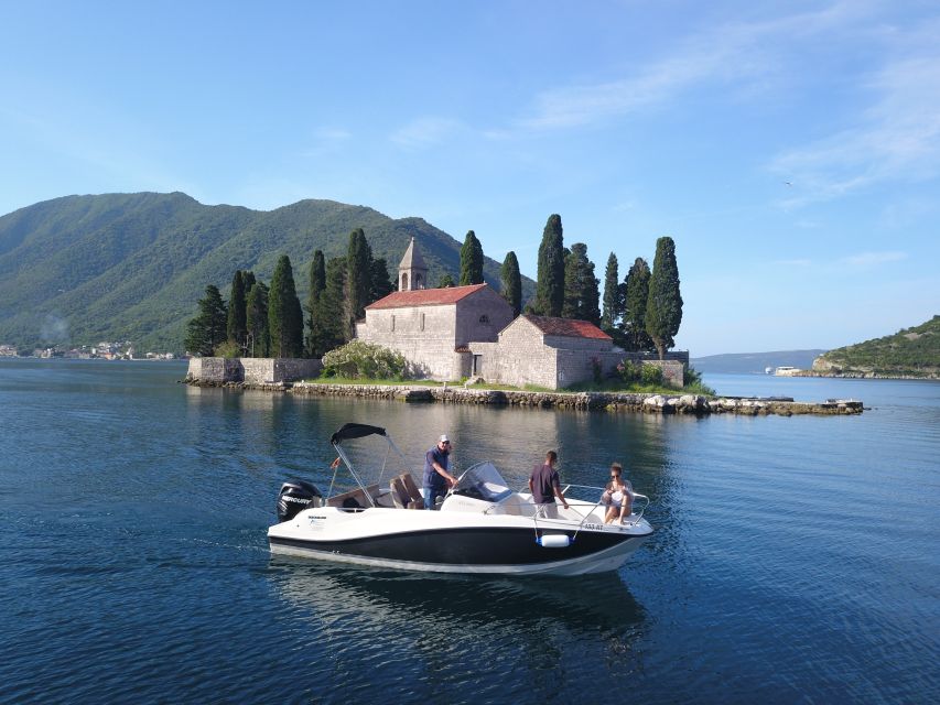 Kotor: Blue Cave, Žanjic Beach Speedboat Tour - Žanjice Beach Break: Sun Time and Lunch Choices