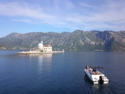 Kotor: Private Speed Boat Tour to Blue Cave with Swim Time - Where you start in Kotor (and why timing matters)