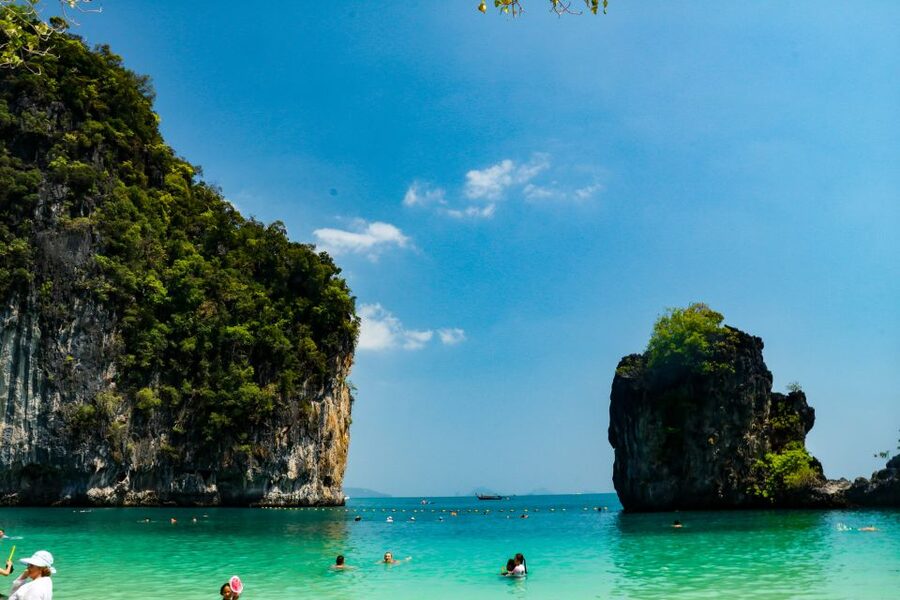 Krabi: Hong Island Day Trip by Speedboat with Thai Lunch - Key highlights you’ll care about