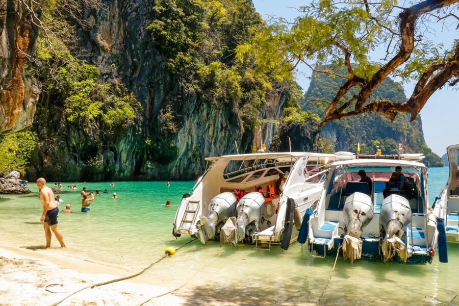 Krabi: Hong Island Day Trip by Speedboat with Thai Lunch - What to pack (and what not to bring) for an easy pier day