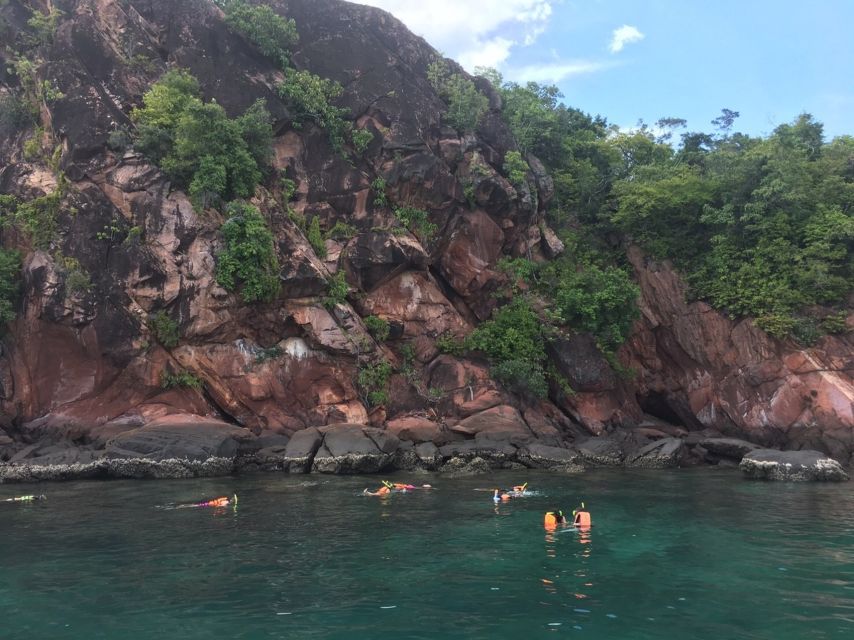 Krabi: Hong Islands Day Trip by Speedboat with Lunch - Lunch, Fruits, and the Small Details That Keep the Day Comfortable