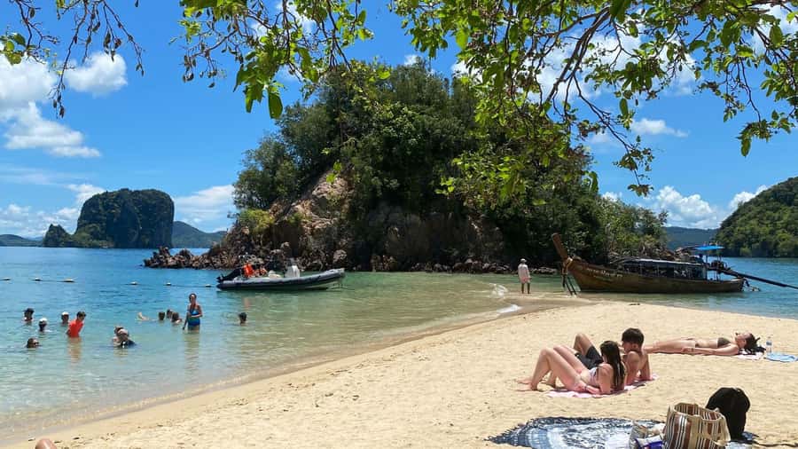 Krabi: Hong Islands Full-Day Private Speedboat Charter Tour - Pak Bia and the sandbar walk: photos, walking, and that low-tide look