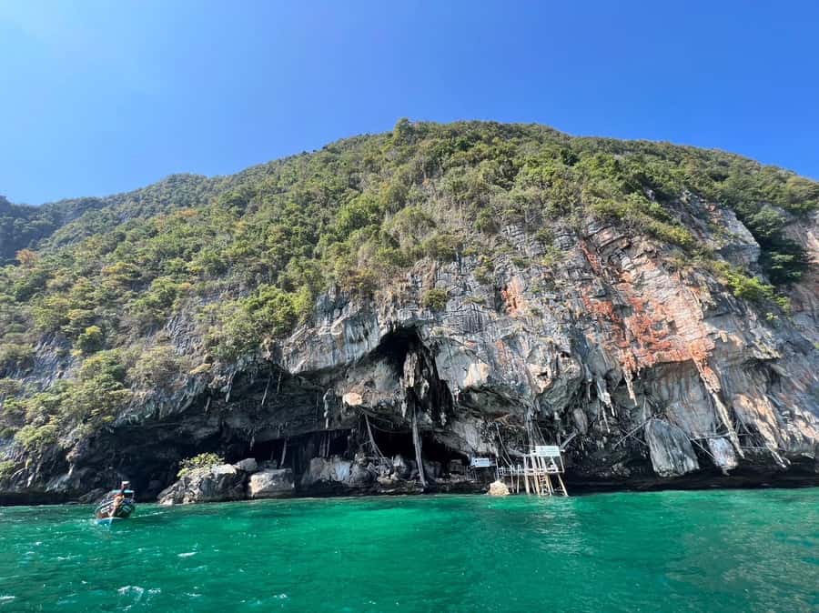 Krabi: Phi Phi & 4 Islands Sunset Tour by Speedboat - Sunset at Poda or Tup Island: the end that makes the day feel worth it