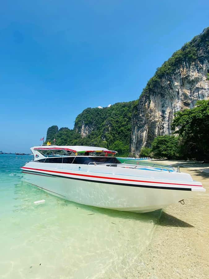 Krabi: Private Luxury Speedboat with picnic beach (4 island) - Chicken Island: Clear Water, Easy Snorkeling, and Beach Breaks