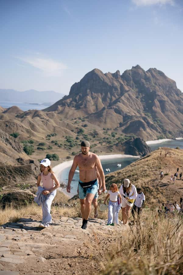 Labuan bajo: One Day Komodo Private & Shared Speedboat Trip - Speedboat Day to Komodo: what you’re really paying for