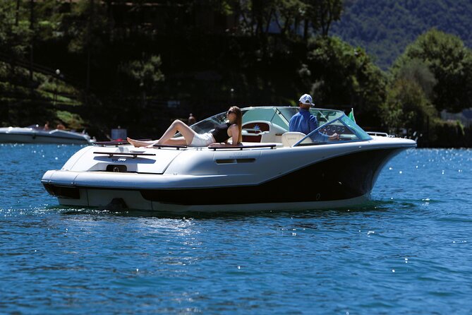 Lake Como: 3-Hour Luxury Speedboat Tour Como/Balbianello/Bellagio - Isola Comacina and Villa del Balbianello: swim water plus film-styled drama