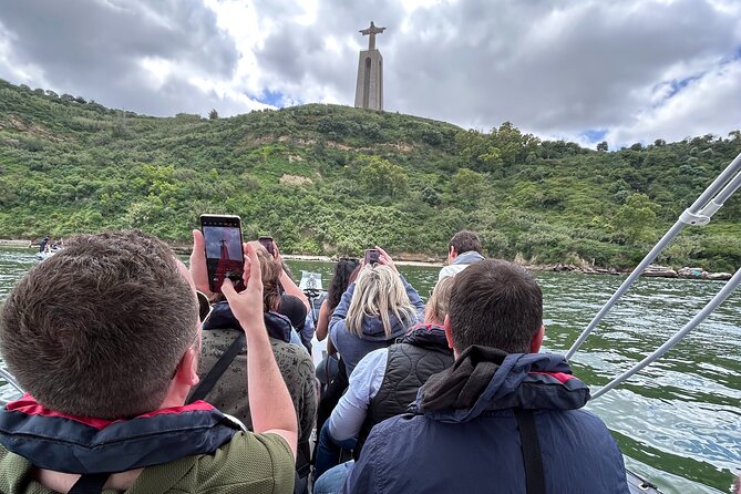 Lisbon Landmarks by Speedboat: Private 1-Hour Tour on the Tagus - City Lake Speedboat: Comfort, Crew, and the “Just Us” Factor