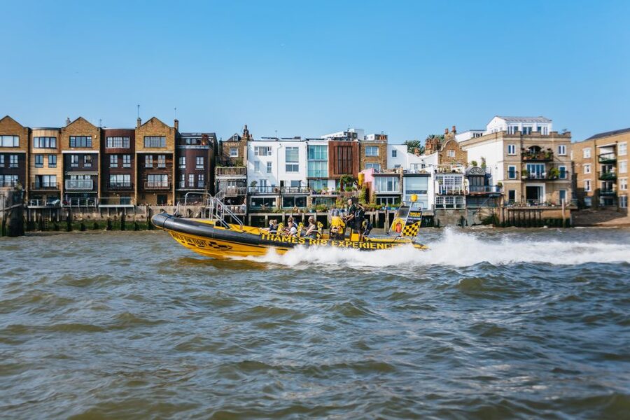London: 45-Minute Speedboat Sightseeing Tour - Price and Value: Is $77 Worth a 45-Minute Speedboat?