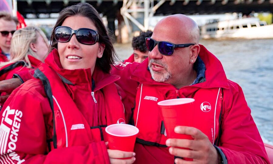 London: River Thames Sunset Speedboat Experience with Drink - Practical tips that make the night ride better