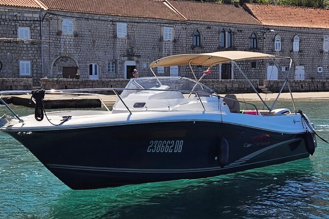 Luxury Private Speedboat Tour Islands & Blue Cave - Key things to know before you go
