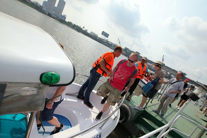 Luxury Speedboat 2 Ways from Ho Chi Minh city to Cu Chi Tunnels - Saigon River speedboat: the ride that changes the whole day