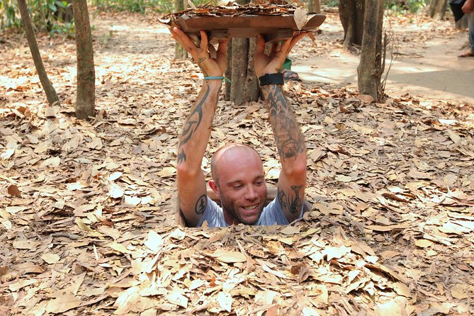 Luxury Speedboat 2 Ways from Ho Chi Minh city to Cu Chi Tunnels - How the day runs: pickups, bus time, and flexible drop-offs