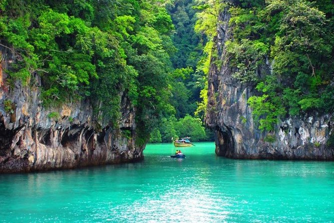 Luxury Speedboat : Day trip to PhiPhi with National Park fee - The speedboat day rhythm: breakfast, then viewpoint hopping