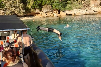 Makarska: 3-Island Golden Horn and Blue Lagoon Speedboat Tour - Meet at Palladium Rent a Boat and Expect a Smooth Start