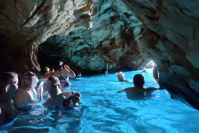 Makarska: 3 Island Speedboat Tour with Little Blue Cave & Lagoon - Key highlights you’ll feel right away
