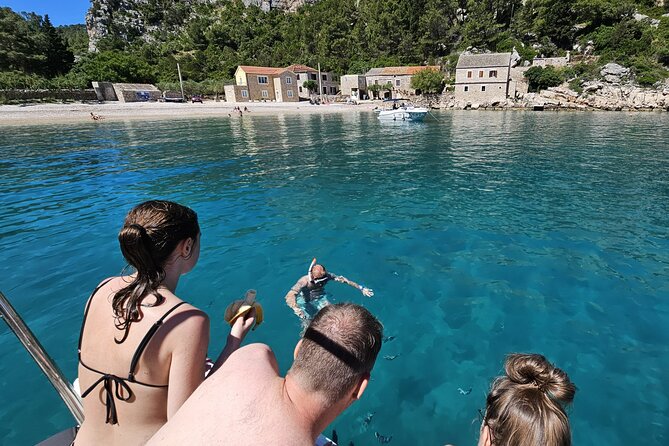 Makarska: 3 Island Speedboat Tour with Little Blue Cave & Lagoon - Stop 3: Jelsa on Hvar for coffee, walking, and a break from saltwater