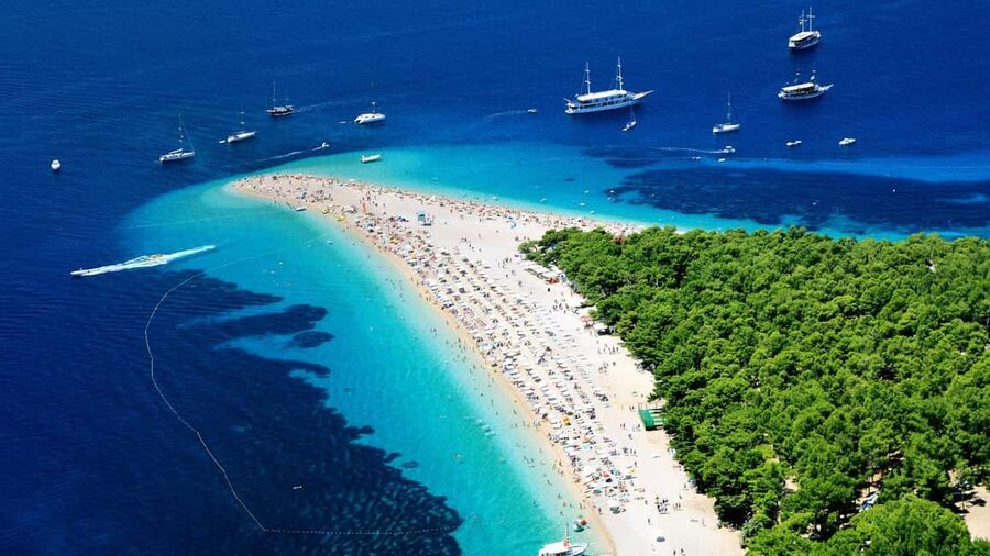 Makarska: Golden Horn Beach & Secluded Bays Speedboat Tour - From Makarska to Brač: Why This Speedboat Route Works