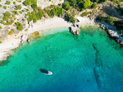 Makarska: Golden Horn Beach & Secluded Bays Speedboat Tour - The 50-Minute Speedboat Segment: Expect Motion, Plan Accordingly