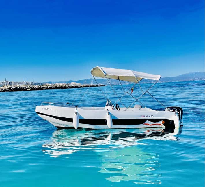 Malaga: 6-Seater Speedboat License-free Boat Rental - Captain’s seat in Benalmádena: what license-free really means
