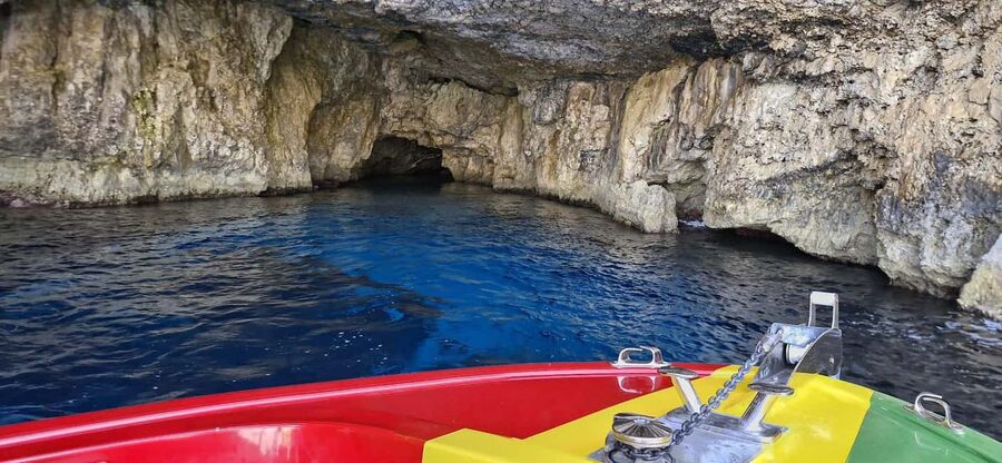 Malta: Blue Lagoon, Caves & around Comino Private Speedboat - Key points that make this Comino tour worth it