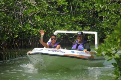 Mangrove and Lagoon Speed Boat Tour - Driving the Speedboat: Fun with Clear Limits