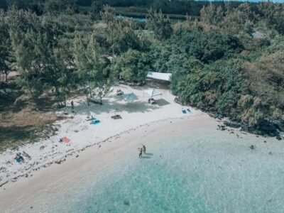 Mauritius: Speedboat Tour to Ile aux Cerfs with Lunch - Speedboat time: turquoise lagoons and a change of pace