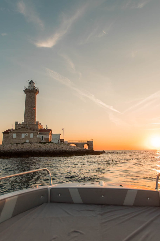 Medulin: Sunset on Speedboat with Lighthouse and Wine - Key Things That Make This Tour Worth Your Time
