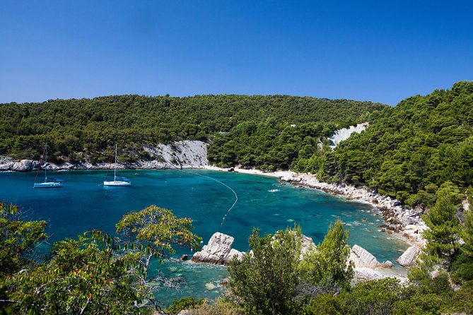 Mesmerizing Hvar speed boat tour with optional wine tasting - Dubovica Beach and the Red Rocks: the coastline hits first
