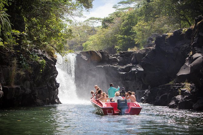 Mesmerizing Ile aux Cerf: Speed Boat, GRSE, Lunch & Undersea walk (Full Day) - GRSE Waterfalls on the way back: a wildlife-flavored stop