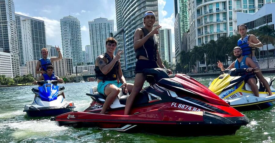 Miami: Jet Ski Adventure with Complimentary Speed Boat Ride - From 401 Biscayne Blvd to Miami Beach: What the start feels like