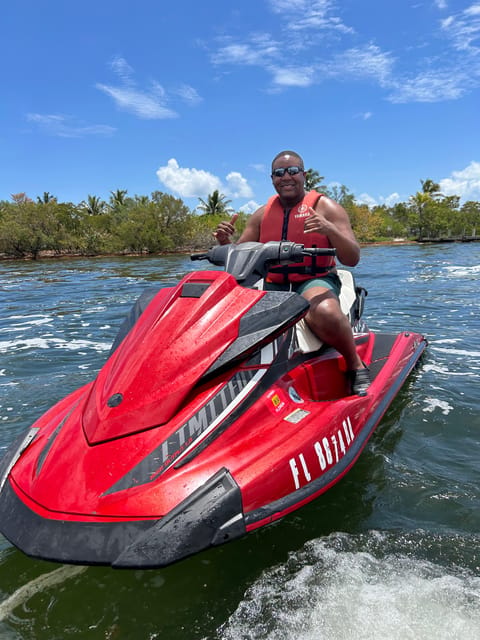 Miami: Jet Ski Adventure with Complimentary Speed Boat Ride - Beginner-friendly, but only if you meet the physical limits