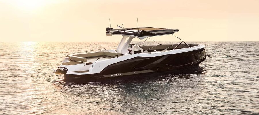 ❖ Milos: Private Speedboat Tour—Kleftiko Sarakiniko Poliegos - The named stops: what to expect at each stop break