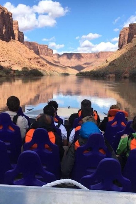 Moab: 1-Hour Colorado River Speed Boat Tour - Getting to 1861 N Hwy 191: Parking, the Dock, and the Step Factor