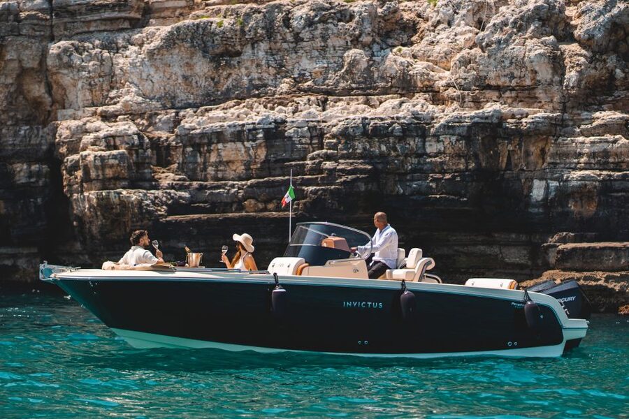 Monopoli: Private Sightseeing Speedboat Tour with Champagne - The private-group experience: skipper, crew, and your control over the day