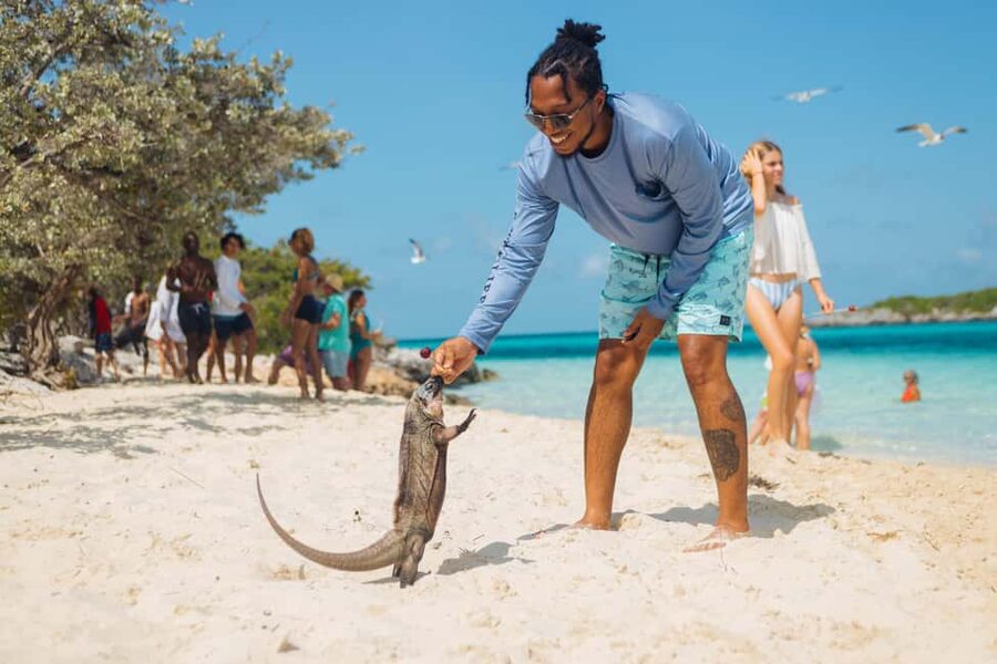 Nassau: Exuma Powerboat Day Trip - Timing and Logistics: Where Days Can Drift