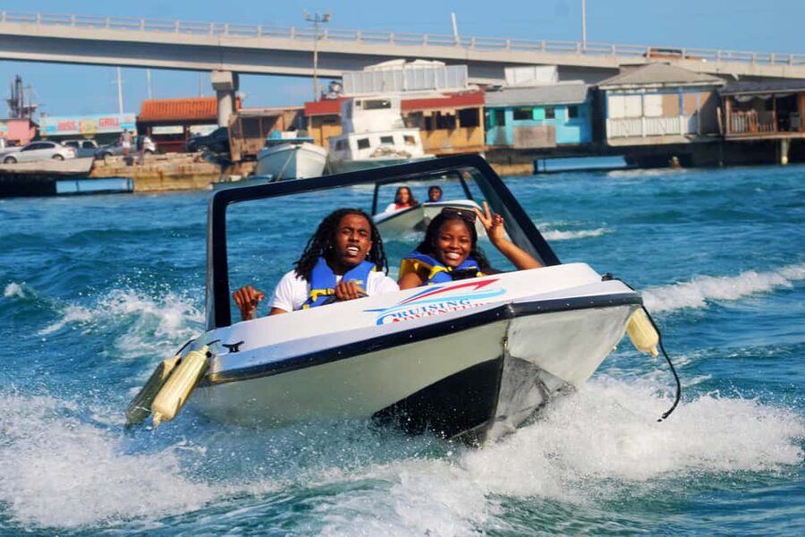 Nassau: Self-Drive Speedboat Ride and Pig Swimming Encounter - Taking the Helm: Nassau’s Self-Drive Speedboat Fun