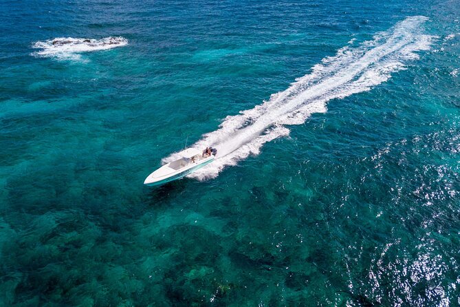 Ocho Rios Powerboat & Dunn’s River Falls Adventure - Powerboat Comfort and Safety: The Motion-Sickness Decision