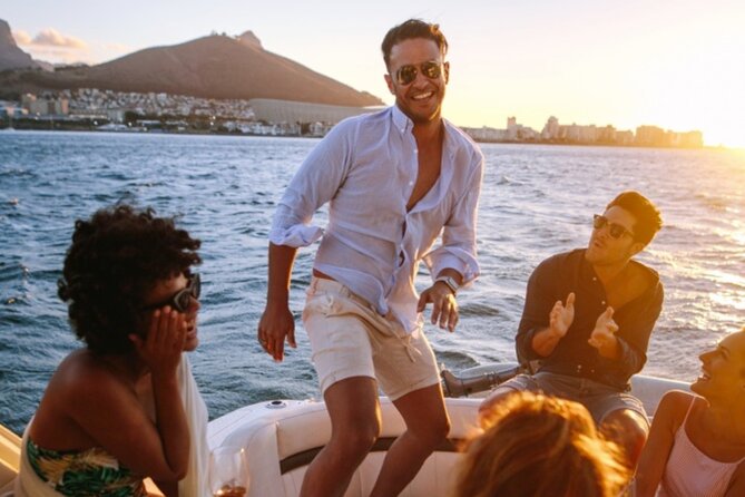 Open Bar Sunset Cruise in Catamaran or Speedboat (Best Deal) - Choosing speedboat vs catamaran: the big decision