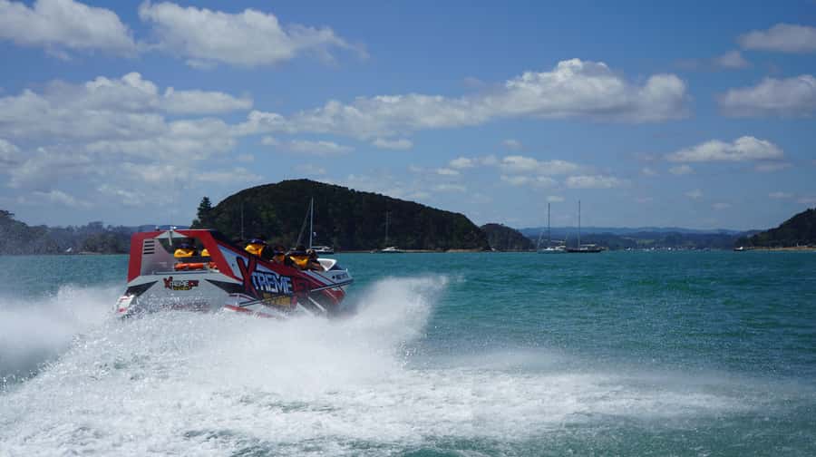Paihia: Bay of Islands 30-minute Adventure Jet Boat Trip - Why This Paihia Jet Boat Packs a Big Punch in Just 30 Minutes