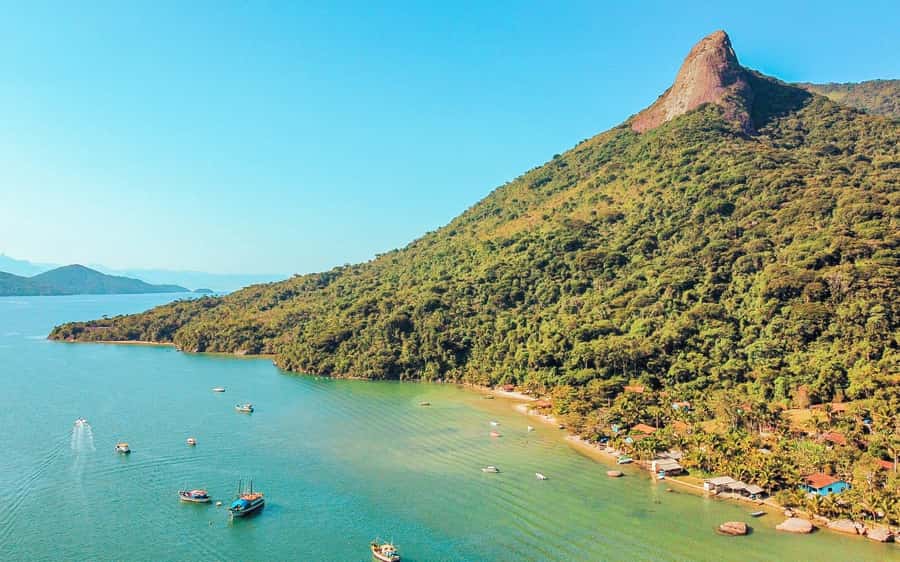 Paraty: Saco do Mamanguá Speedboat Tour - The shared speedboat advantage: more time, less hassle