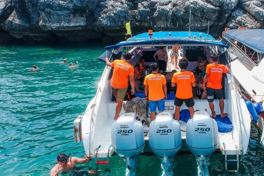 Pattaya: Coral Island Speed Boat, Sea Walker and Lunch - Lunch on the island: Thai food, no need to hunt